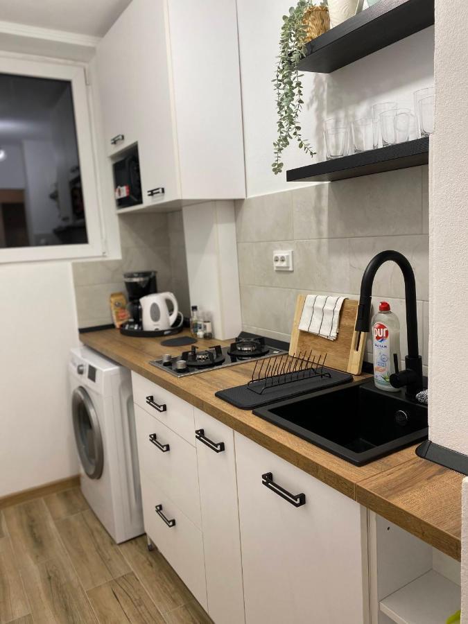 Central Cozy Apartment North Railway St - 4 Min Walk Бухарест Экстерьер фото